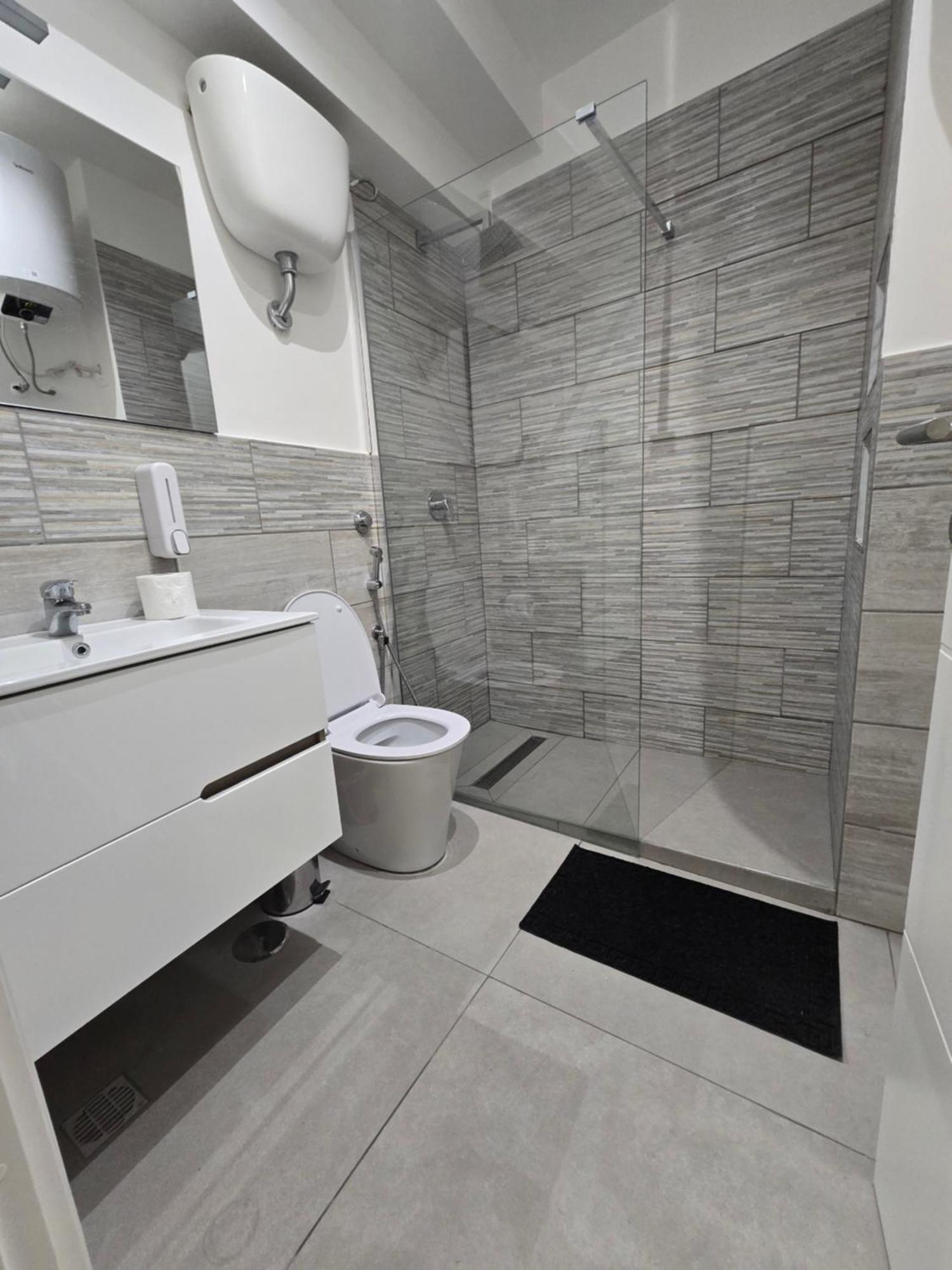 Paradise Suites Рим Екстериор снимка